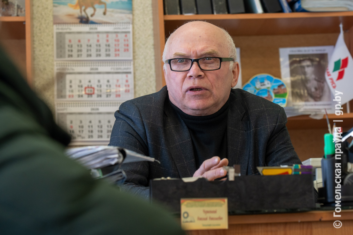 Заведующий отделением автомеханического колледжа Николай Черненький Заведующий отделением автомеханического колледжа Николай Черненький
