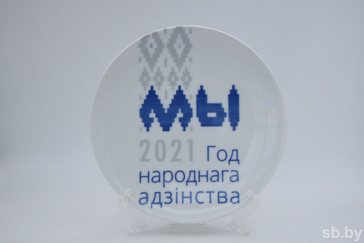 4fdcd418dd0b2506f7ab642daae36051.jpg 4fdcd418dd0b2506f7ab642daae36051.jpg
