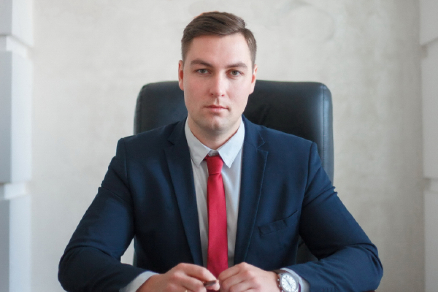 Станислав Сильченко f60a47f7792630a3a86bc14c0657e89c_XL.jpg