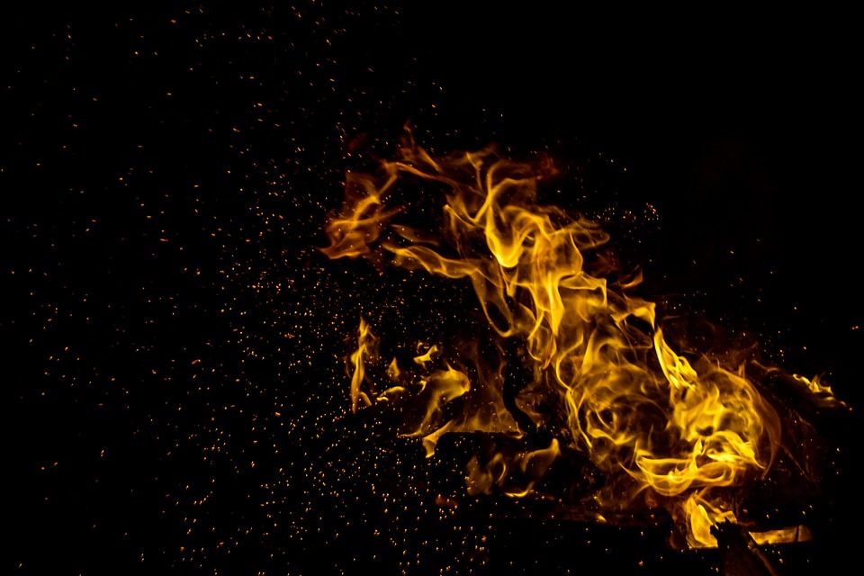 fire-1042926_960_720.jpg