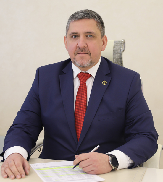 Александр НОВИКОВ, генеральный директор ОАО «Гомсельмаш» Александр НОВИКОВ, генеральный директор ОАО «Гомсельмаш»