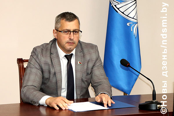 yarec77e4.jpg yarec77e4.jpg