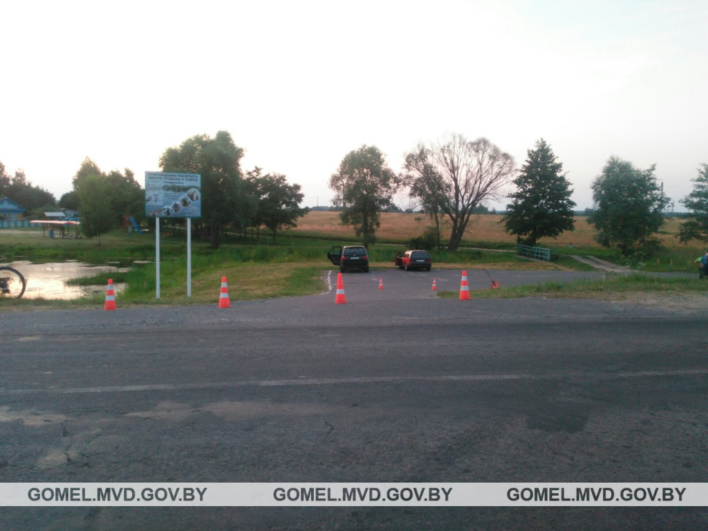 IMG-f4a45a2ecad4dcb4b3a43815b7a60a71-V.jpg IMG-f4a45a2ecad4dcb4b3a43815b7a60a71-V.jpg