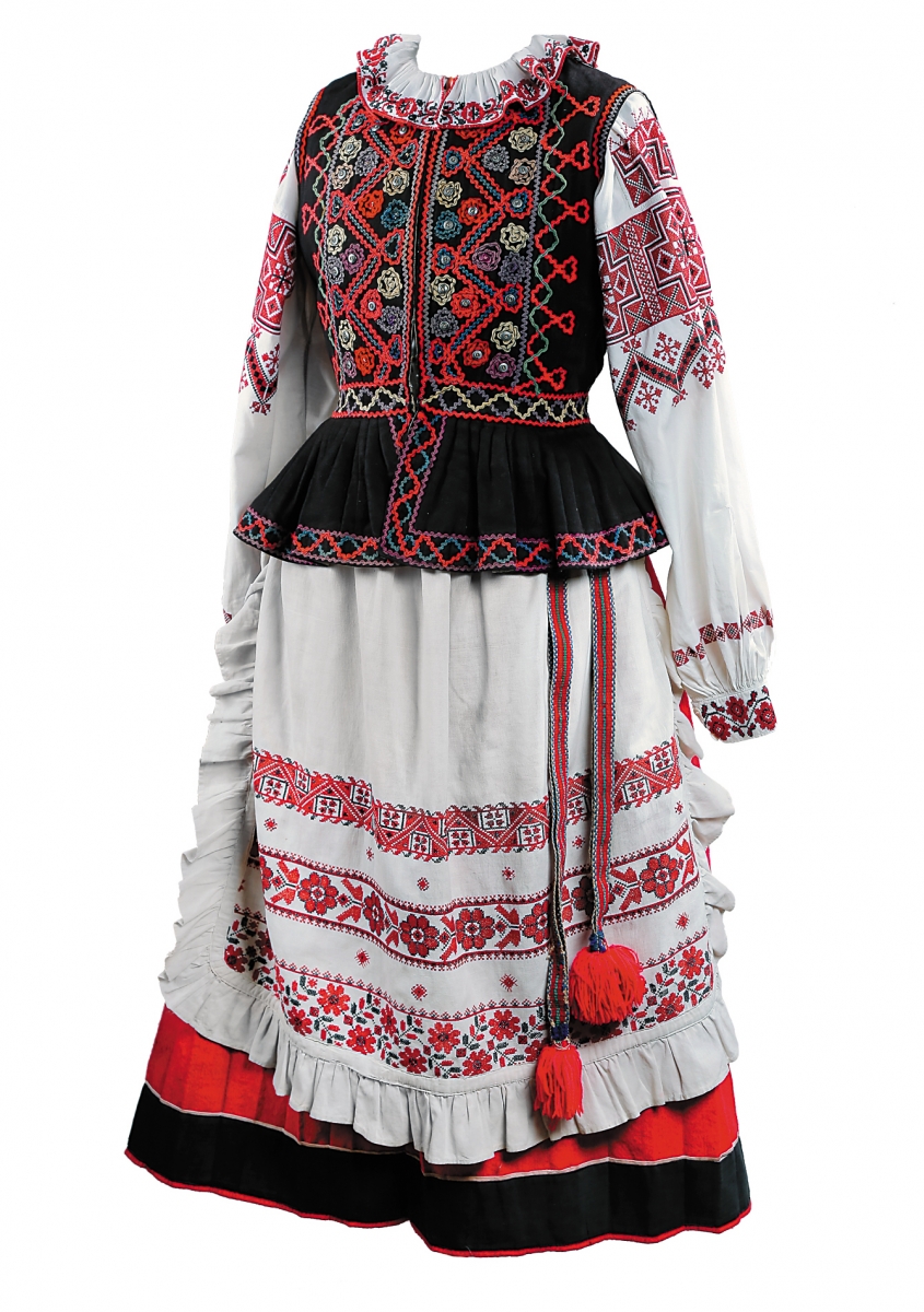 2. Женский костюм. Калинковичский.jpg