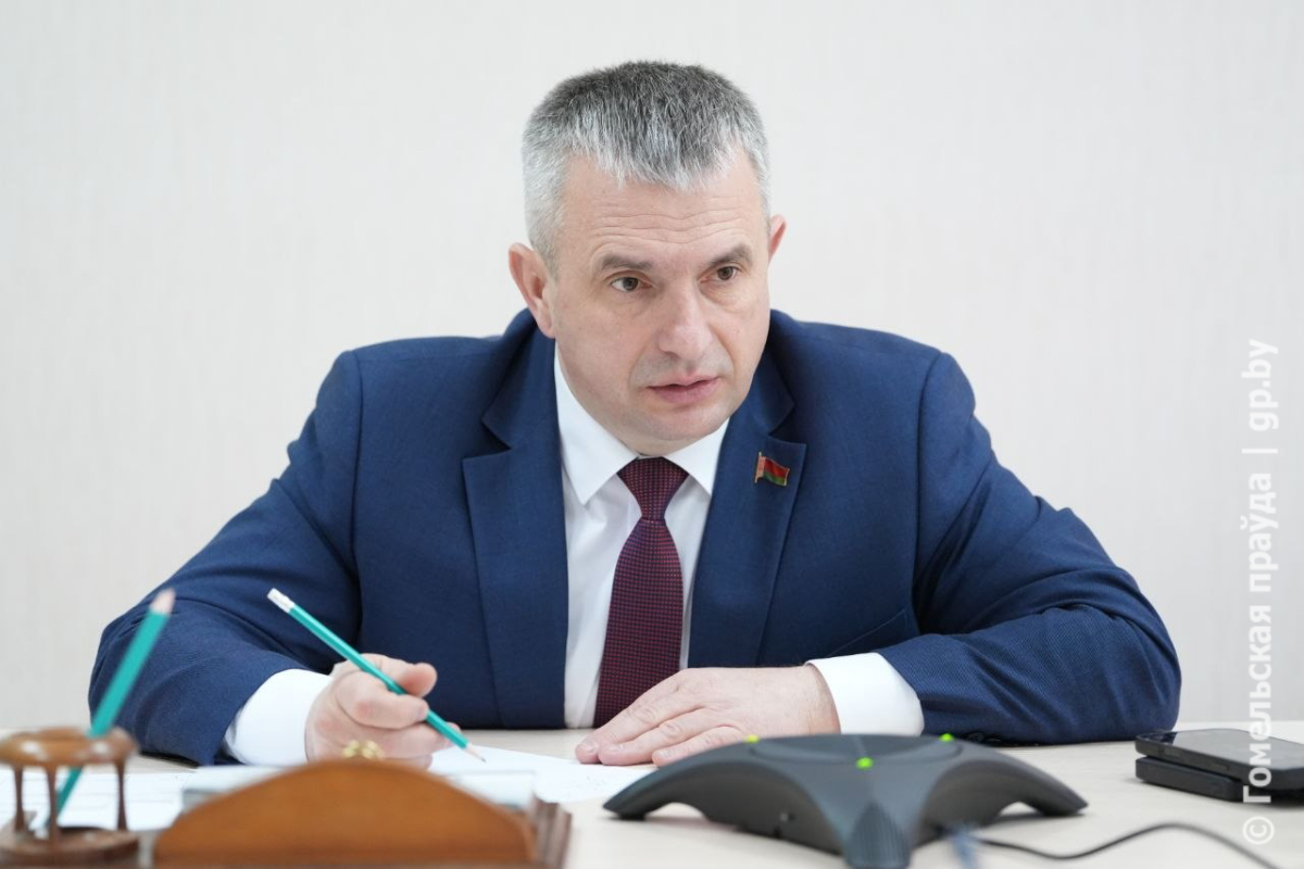Иван Крупко ответил на вопросы жителей Светлогорска, Гомеля, Залипья и других населённых пунктов