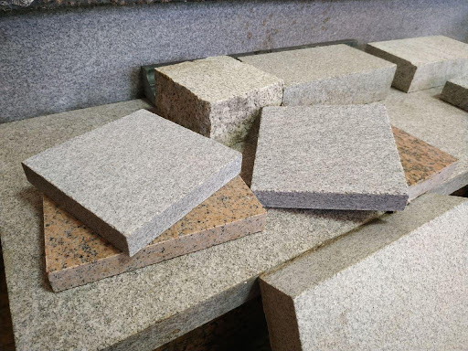 Современная гранитная плитка.jpg Современная гранитная плитка.jpg