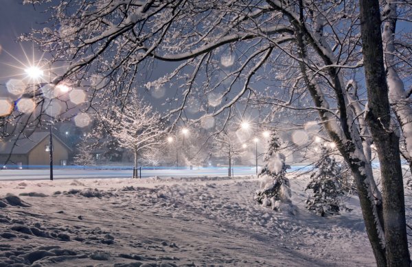 depositphotos_35903243-stock-photo-street-in-small-town.jpg