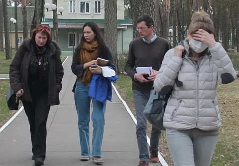 Границу закрыли, но евродеятели ездят в санатории, где остановились украинцы