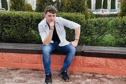 Чем волонтерство привлекает 17-летнего парня и верит ли он в бумеранг добра