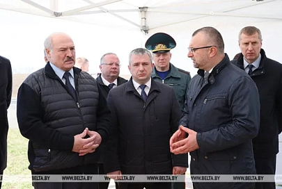 «Надавали Чернобылю по мордасам». Александр Лукашенко посетил Чечерскую землю