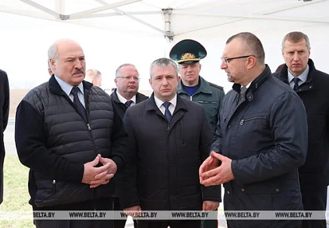 «Надавали Чернобылю по мордасам». Александр Лукашенко посетил Чечерскую землю