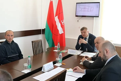 Помощник Президента - инспектор по Гомельской области Николай Рогащук провел прием граждан в Житковичском райисполкоме