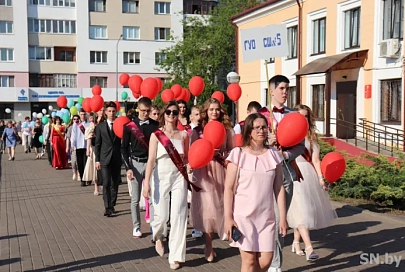 Как прощались со школой светлогорские выпускники