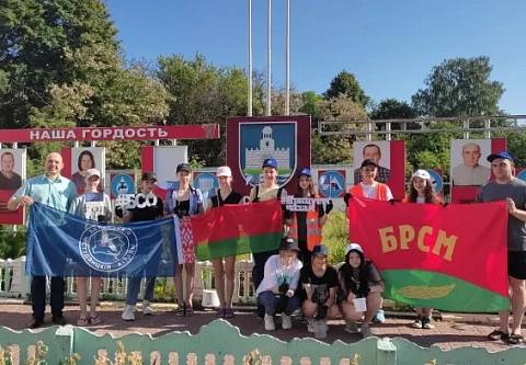 Более 20 ребят из студотрядов, функционирующих в лесхозе и райжилкомхозе, приступили к работе на Лоевщине