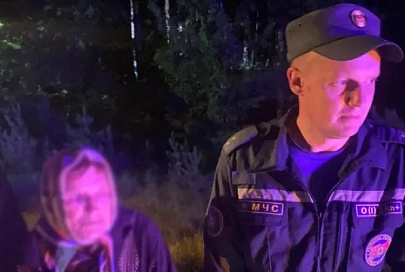 В Рогачевском районе пенсионерка потерялась в лесу. На помощь пришли спасатели