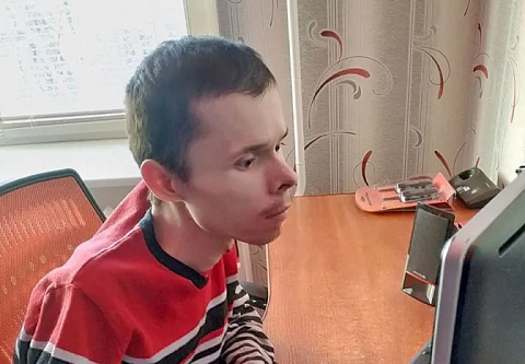 29-летнему жителю Новополоцка нужно полмиллиона евро на годовую терапию, которая стабилизирует его состояние