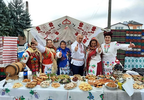С новыми достижениями и трудовыми подвигами: Калинковичи отпраздновали 470-летие