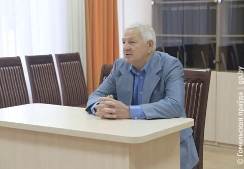 Крышу починят, капитальный ремонт запланирован: заместитель председателя облисполкома Андрей Барановский провел прием граждан