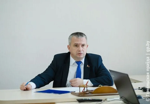 Шум от оборудования, невыплаченная зарплата и плохая дорога к дачному кооперативу. Иван Крупко провел прием граждан
