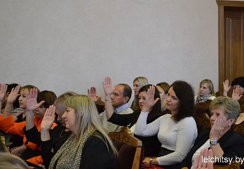 Подводят итоги, готовят новые проекты: отчетно-выборная кампания Белорусского фонда мира продолжается на Гомельщине