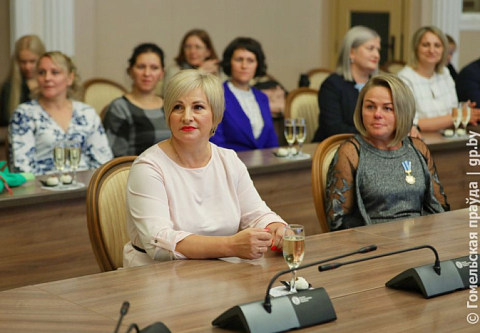 Многодетные мамы региона стали участницами душевного праздника от руководства Гомельщины