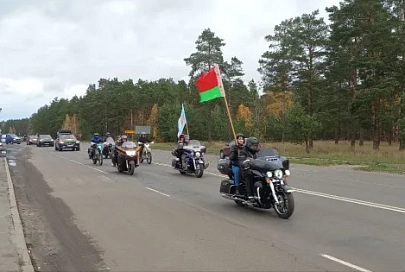 В Калинковичском районе встречают участников республиканского автопробега "Символ единства"