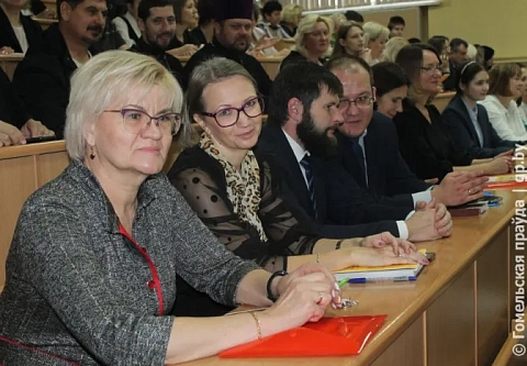 На базе Мозырского государственного педагогического университета им. И.П.Шамякина проходят IХ Туровские Епархиальные Образовательные Чтения 