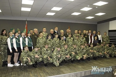 В Мозырской средней школе № 14 открыли военно-патриотический клуб «Лазурит»