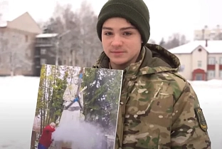 Флешмоб. Военно-патриотический клуб "Рысь" против преступного беспамятства