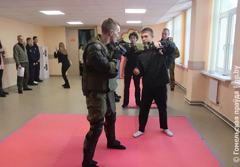 В войсковой части 1242 проходит областной слет молодежных отрядов охраны правопорядка «Время смелых»