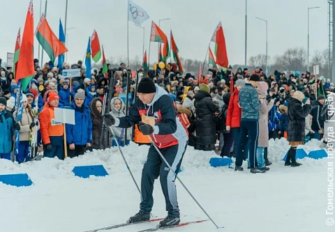 «Гомельская лыжня-2023»: массовый забег, полевая кухня и выставка техники МЧС