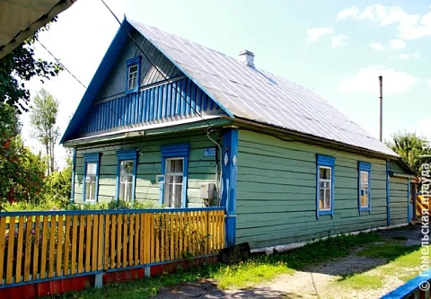 Участок земли сейчас можно выкупить по льготной цене. В Лясковичах 10 соток стоят 360 руб., в Гомеле такой же – 24 тысячи руб. 