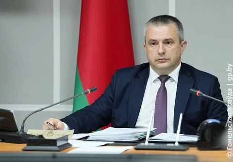 На поле сроки поджимают… На аппаратном совещании рассмотрели ход полевых работ и вопросы наведения порядка на земле
