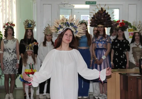 В Гомеле прошла флористическая выставка-конкурс «О чем молчит Земля»