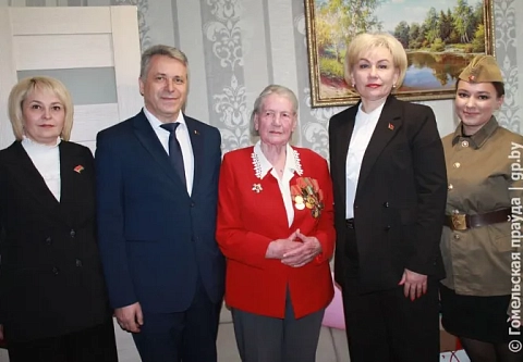 Сегодня в Калинковичах чествовали участницу Великой Отечественной войны Галину Леликову