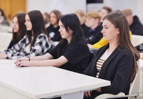 Молодежь, есть желание поработать? В облисполкоме рассказали о возможностях летней занятости для учащихся
