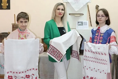 «З гісторыі беларускага ручніка»: музейны пакой з такой назвай дзейнічае ў школе Жлобінскага раёна