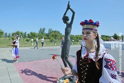 В Красном Береге прошел митинг, посвященный Международному дню защиты детей
