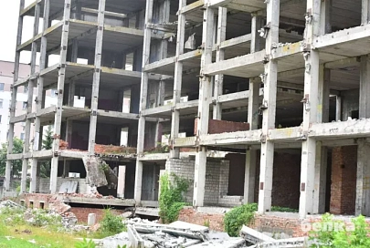 В Гомеле сносят долгострой по улице Братьев Лизюковых