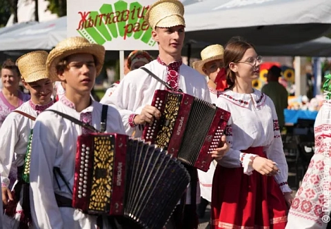 XII региональный фестиваль «Грай, гармонік!» прошел в Ельске