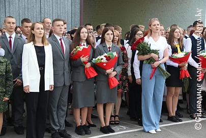 В День знаний в СШ № 5 Рогачева открылся налоговый класс