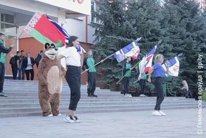 Выходи, потанцуй: массовая зарядка "Варушынак" прошла в ГГТУ имени П. О. Сухого