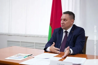 Детям нужен семейный капитал, сельчанам – Дом культуры: Юрий Горлов провел прием граждан в Лоевском районе