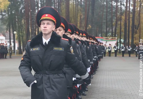 Более 80 учащихся Специализированного лицея при Университете гражданской защиты МЧС принесли клятву на верность Родине