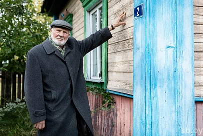 86‑летний ельчанин из Тюмени Александр Шульга стал паромщиком двух культур