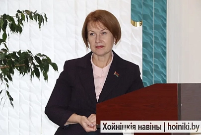 Быть честными с людьми. Председатель облсовета Екатерина Зенкевич провела прием граждан в Хойникском райисполкоме