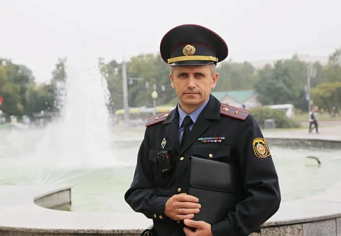 Знает каждый уголок в Советском районе Гомеля. За плечами офицера Леонида Терещенко более 23 лет службы в милиции