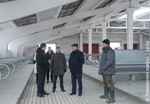 Если строить, то в срок. Помощник Президента Юрий Горлов посетил производственные и социальные объекты Ветковщины