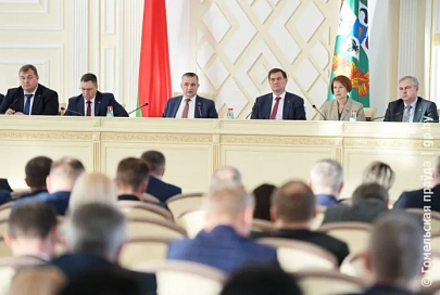 Обойдемся без чайлдфри и висящих вакансий. На заседании облисполкома обсудили вопросы молодежной и кадровой политики