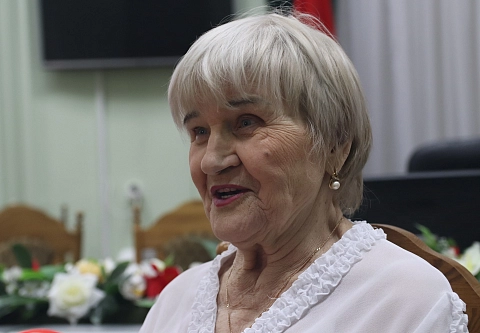 В Гомеле с 85-летием поздравили заслуженного тренера Беларуси Тамару Коноплеву